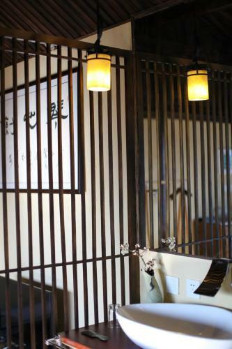 Bed & Breakfast Breezehill Residence