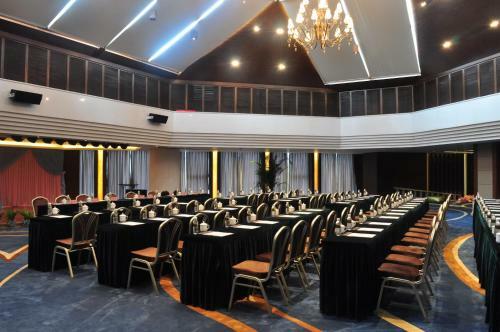 Joya International Hotel