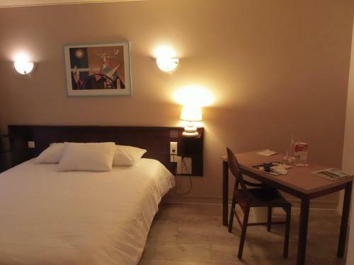 Azur Hotel