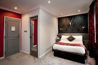 St James Hotel