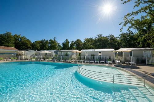 Camping Les Ch�vrefeuilles