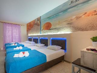 Savvas Aparthotel