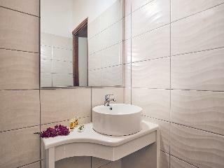 Savvas Aparthotel