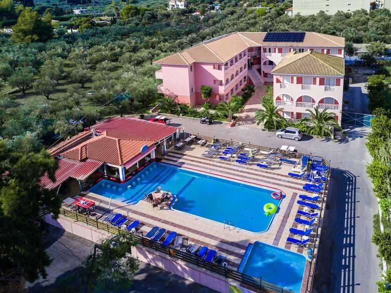 Savvas Aparthotel