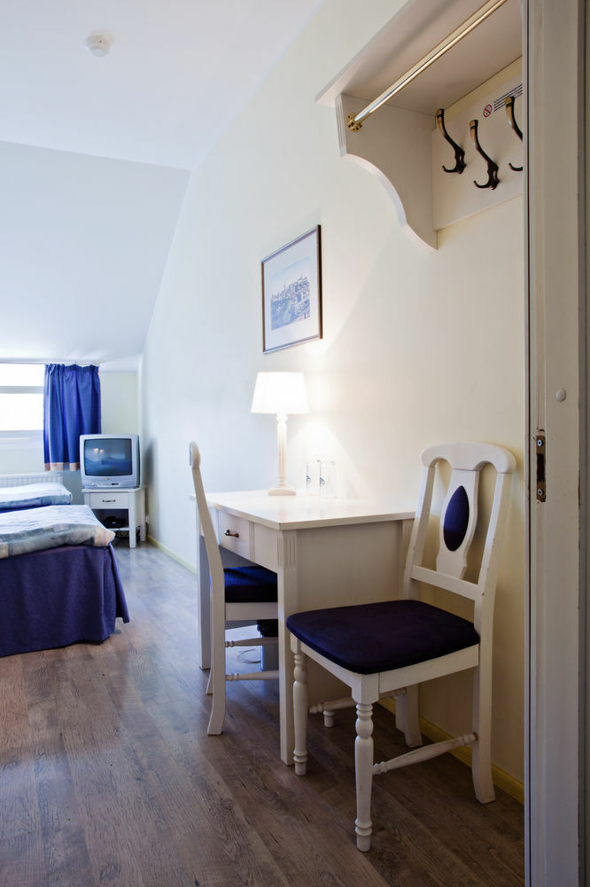 Economy Hotel