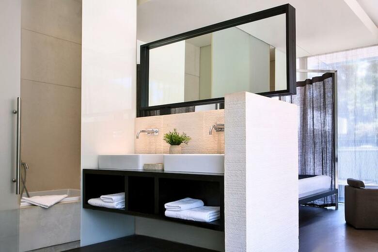 Hotel Life Gallery