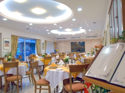 Palmyra Beach Hotel