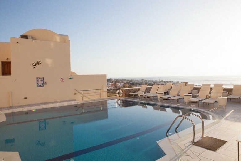 Epavlis Hotel