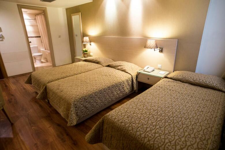 Hotel Davitel Tobacco