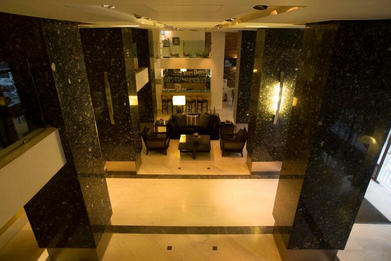 Hotel Davitel Tobacco