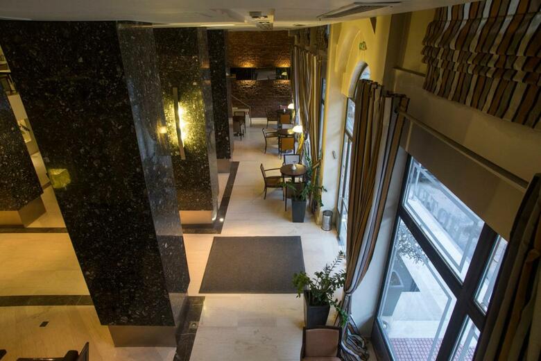 Hotel Davitel Tobacco