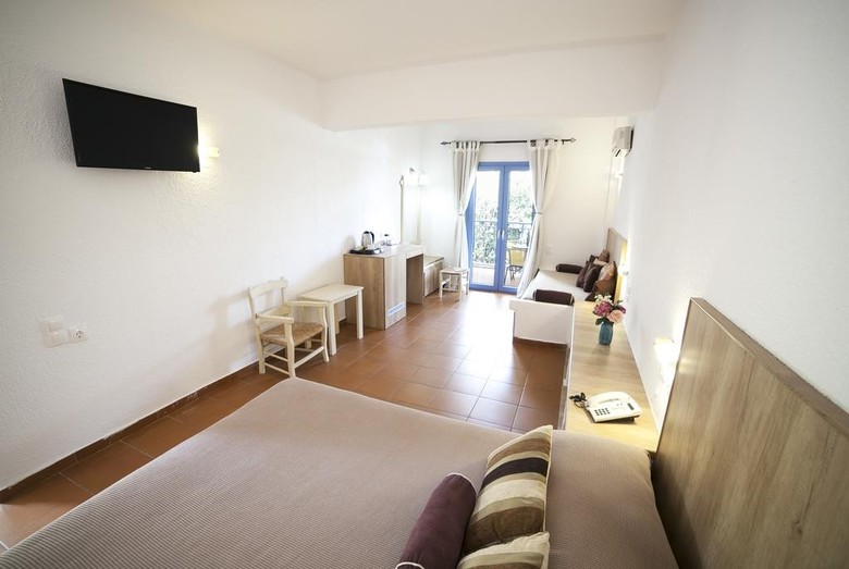 Hotel Elpida