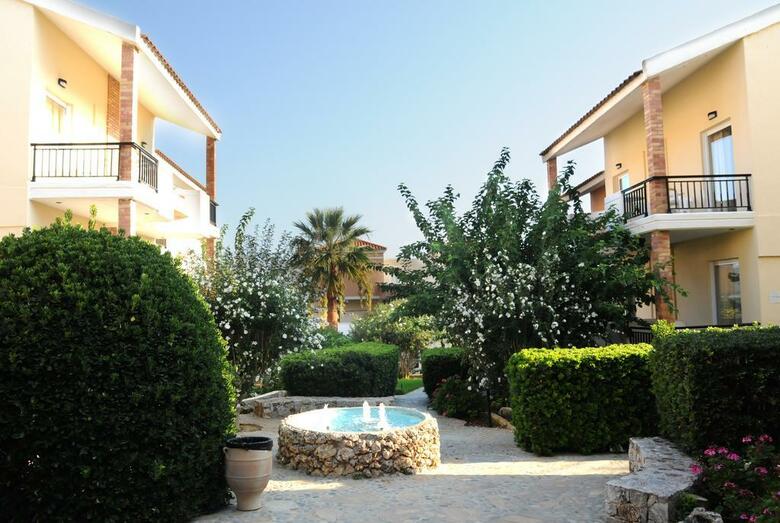 Hotel Chrispy World Annexe