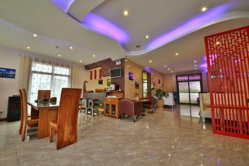 Crystal Boutique Hotel