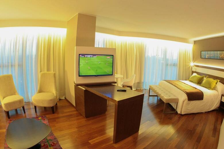 Yrigoyen 111 Hotel