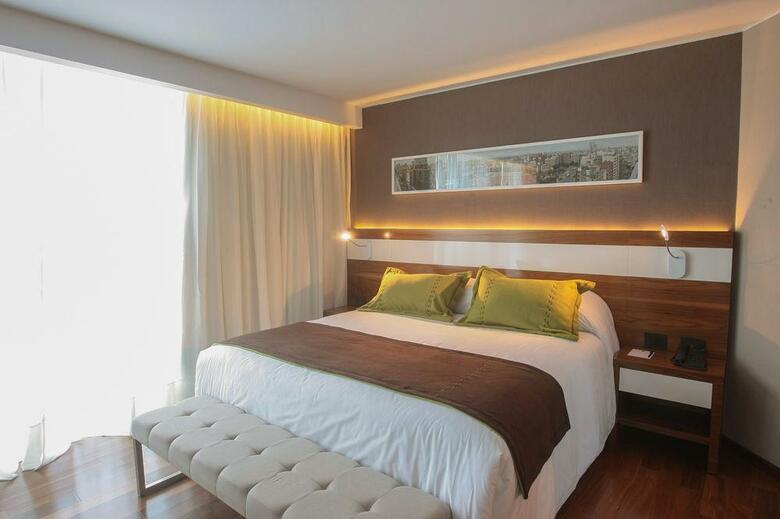Yrigoyen 111 Hotel