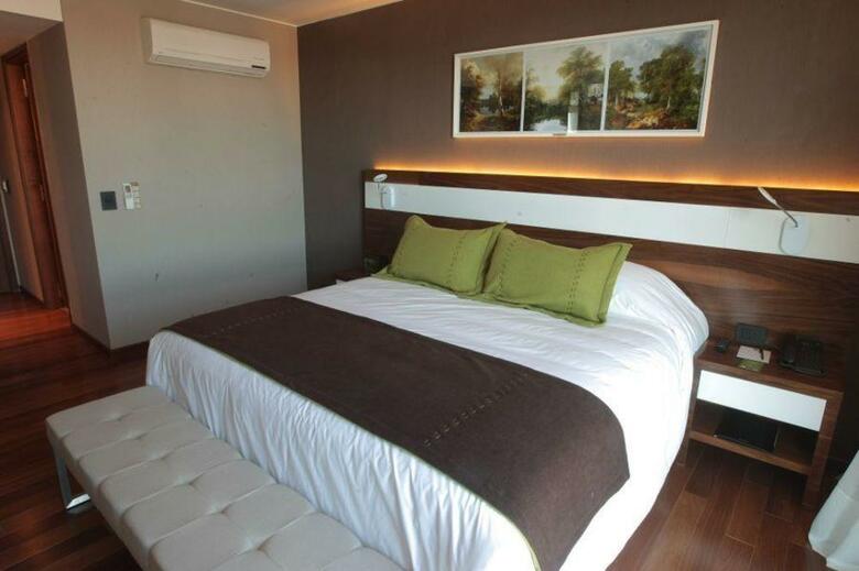 Yrigoyen 111 Hotel
