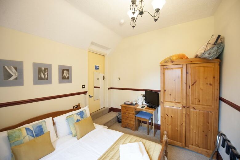 Agroturismo Cwmwennol Country House