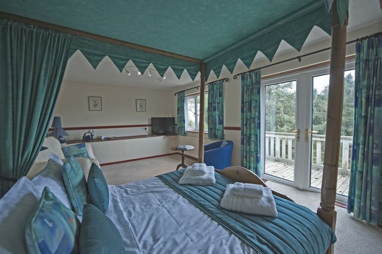 Agroturismo Cwmwennol Country House