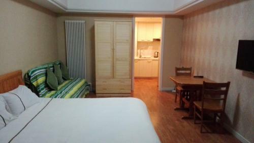 Changchun Easy-get Apartment