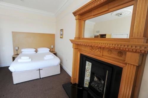 Hostal Rooms @ The Royal