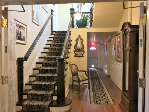 Bed & Breakfast Historic Michabelle Inn