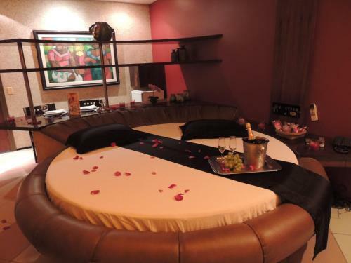 Hotel Palace Motel (Adult Only)