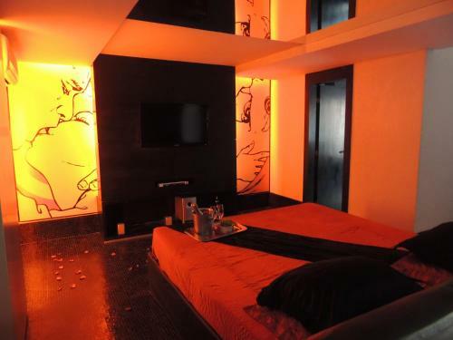 Hotel Palace Motel (Adult Only)