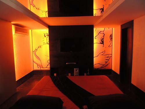 Hotel Palace Motel (Adult Only)