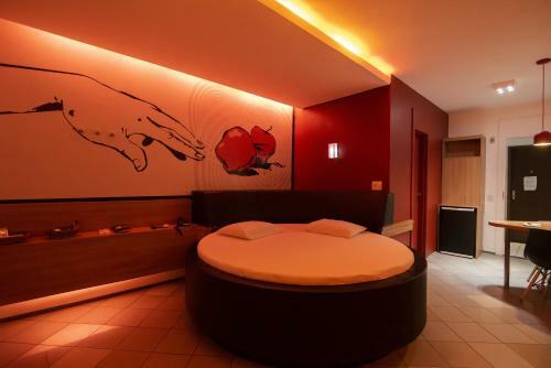 Hotel Palace Motel (Adult Only)