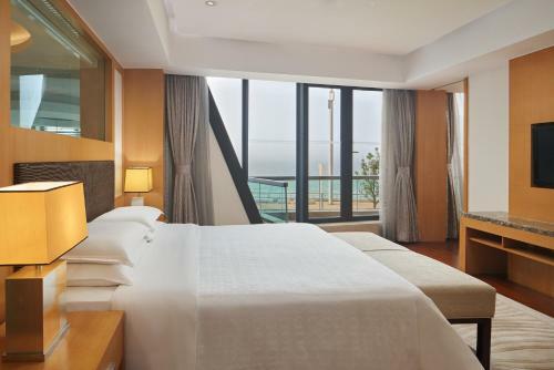 Hotel Sheraton Yantai Golden Beach Resort