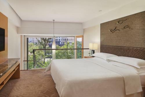 Hotel Sheraton Yantai Golden Beach Resort