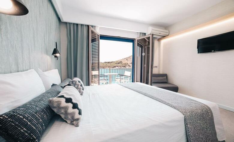 Hotel Minoa
