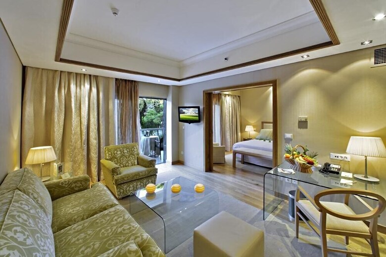 Hotel Rodos Park