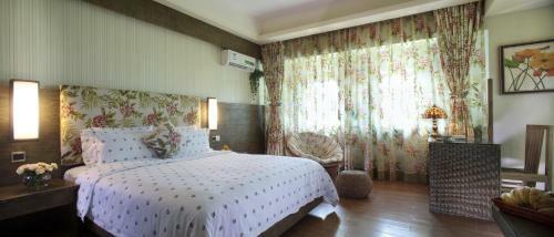 Forest City Resort Hotel