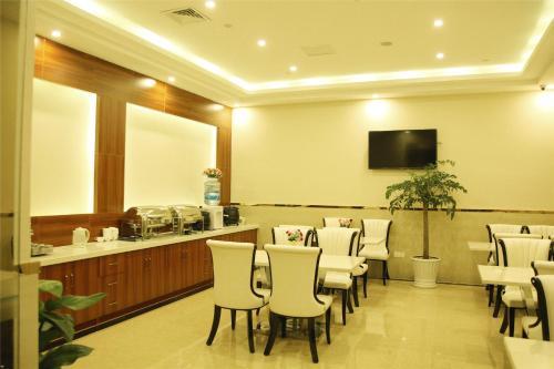 Greentree Inn Wenshang Baoxiang Temple Express Hotel
