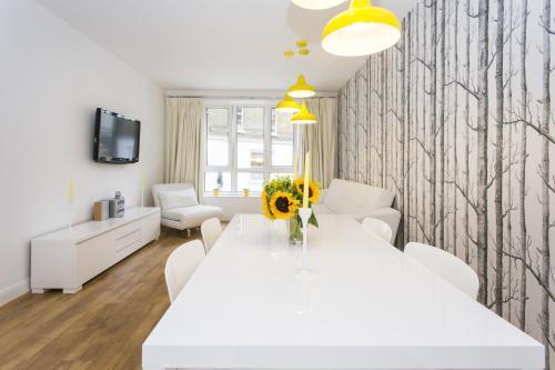London Dream House - City Apartment
