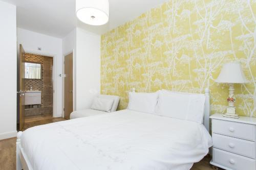 London Dream House - City Apartment