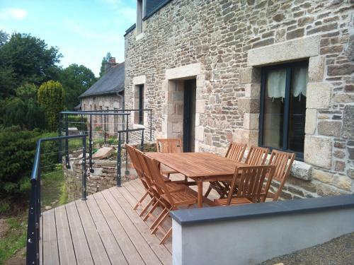 Hostal Le Puits De Jeanne