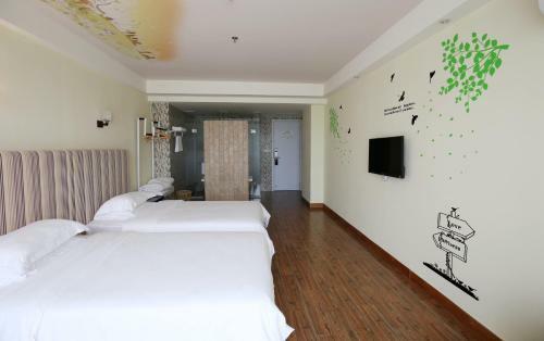 Grand Nest Hotel