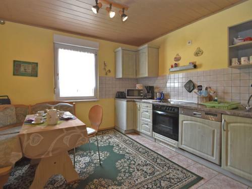 Cozy Holiday Home In Schwarzbach Thuringia With Garden