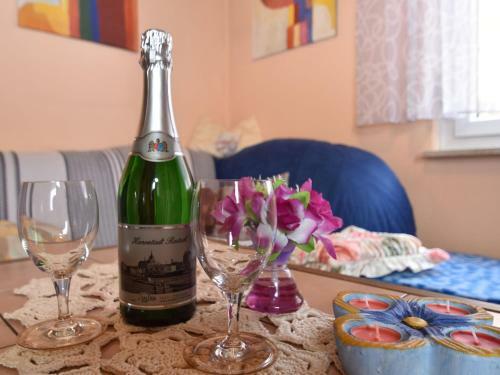 Cozy Holiday Home In Schwarzbach Thuringia With Garden