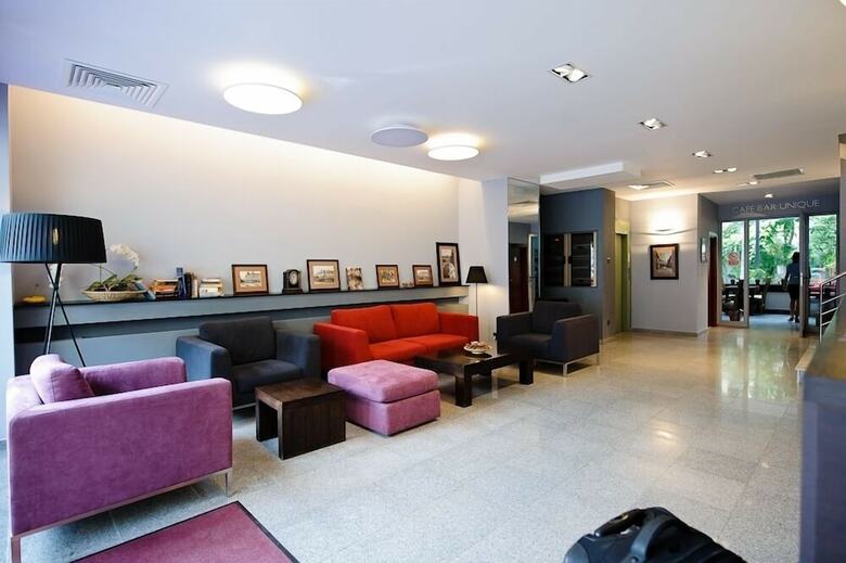 Unique Hotel
