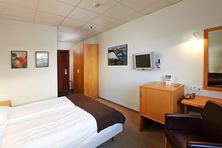 Hotel Cabin