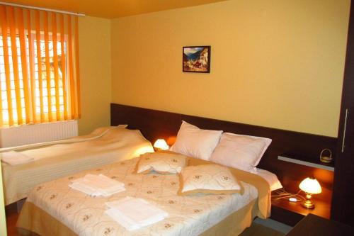 Hostal Casa Enescu
