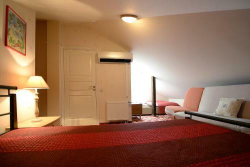 Hostal Baltas Namas