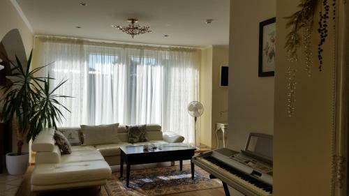 Hostal Baltas Namas
