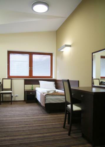 Aviator Hotel