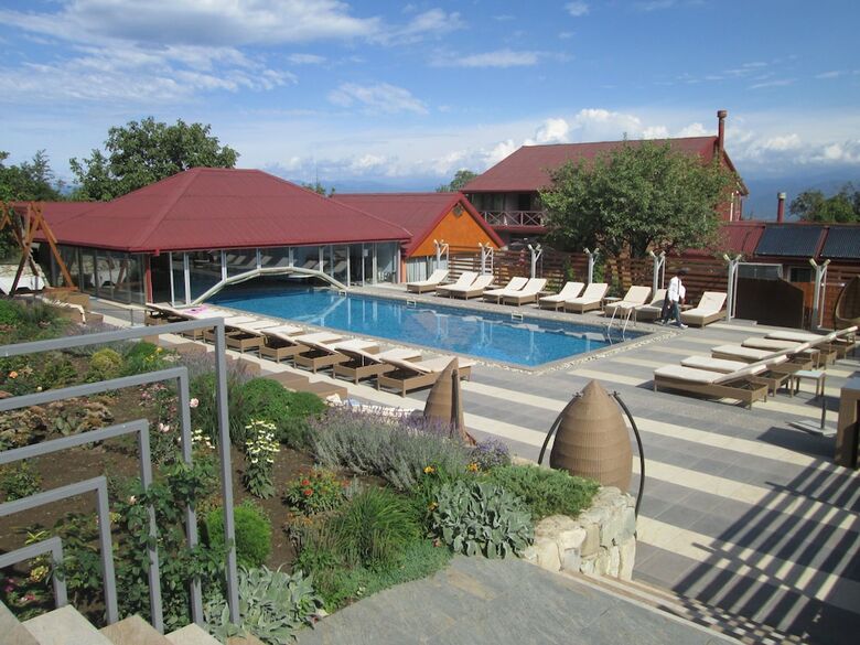 Savaneti Hotel