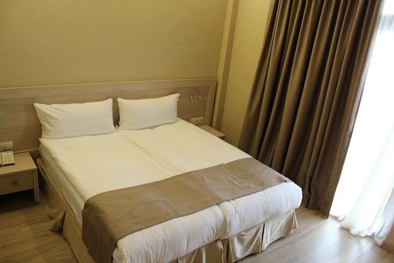 Savaneti Hotel